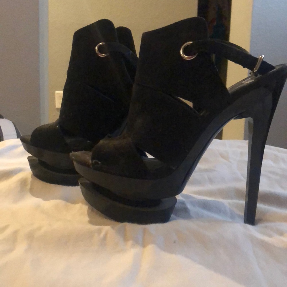 Jessica Simpson Heels